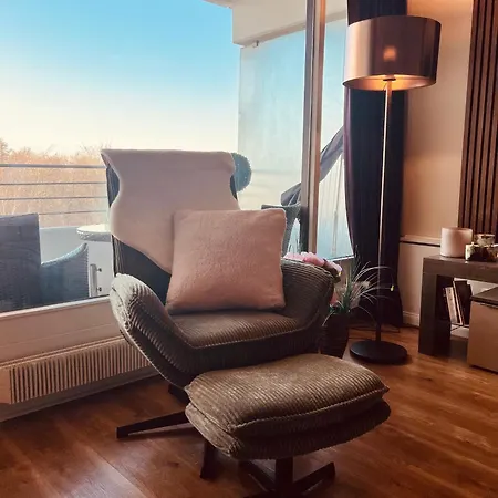 Premium Apartment-ostseepur-inklusive Parkplatz-wlan-strand-und Citynaehe 公寓