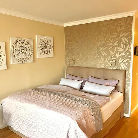 Premium Apartment-ostseepur-inklusive Parkplatz-wlan-strand-und Citynaehe Appartement